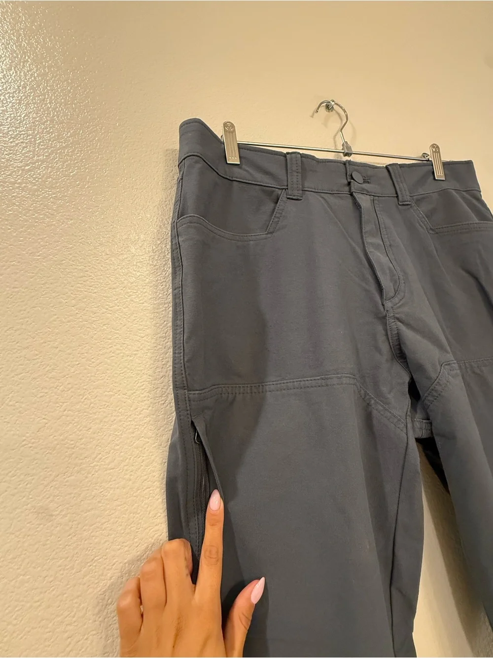 Men’s Kirkland Signature Pants - Slim Straight